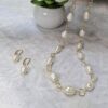 Collar de perlas de río