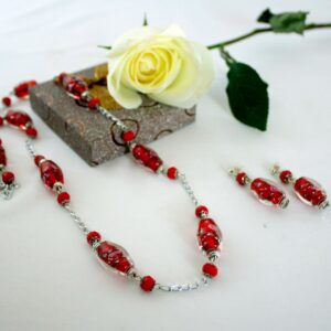 Collar de Cristales de Murano y cristales rojos
