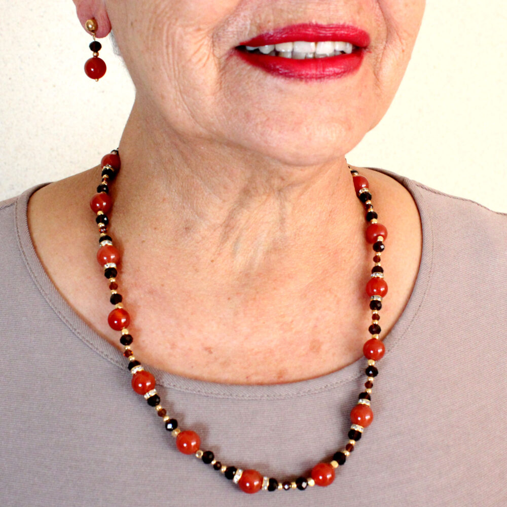 Collar de ágatas cornalina y cristales