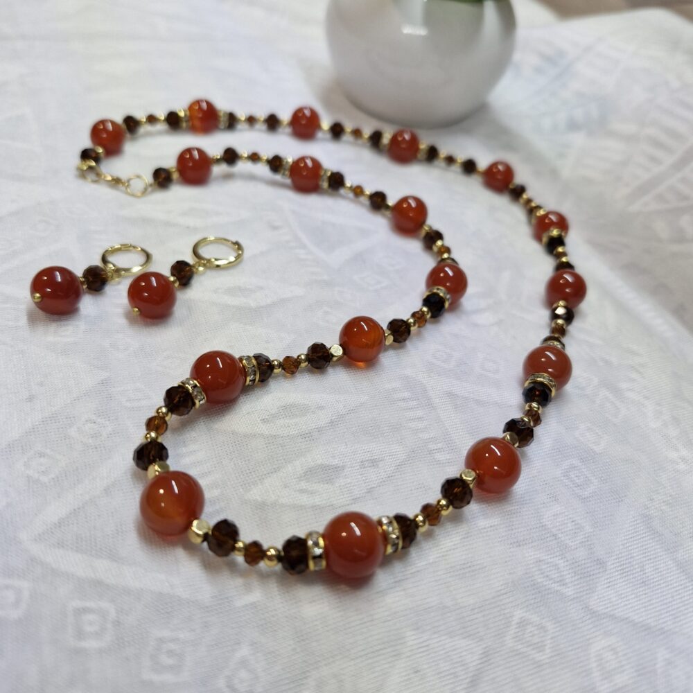Collar de ágatas cornalina y cristales