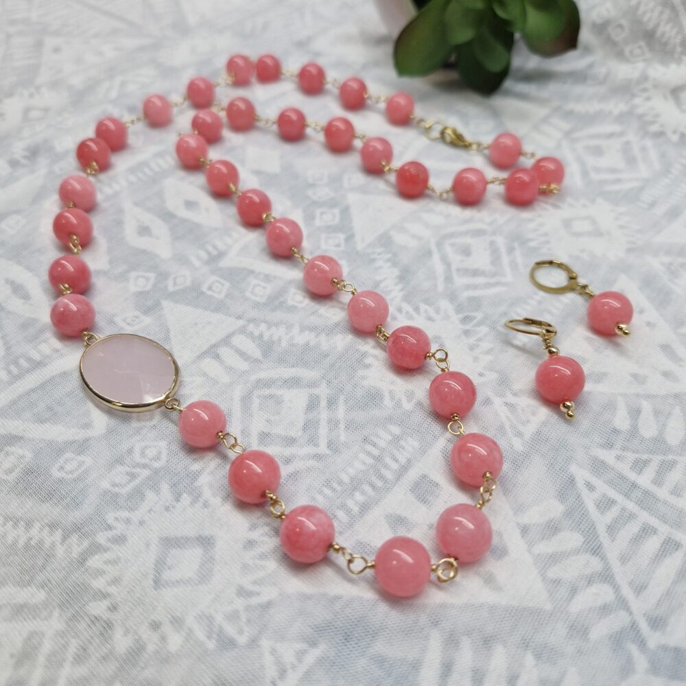 Collar de Ágatas rosa y dije oval