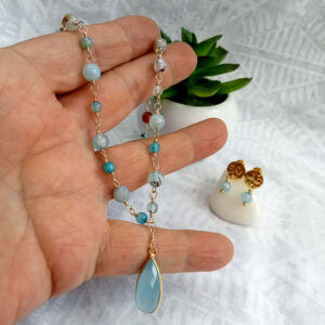 Collar de Ágatas con dije Azul cielo