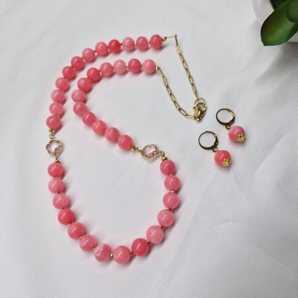 14 Collar jade rosa y dijes tipo turco