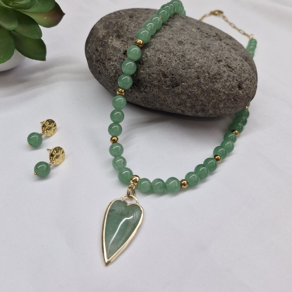 20260804_155425 Collar de Jade Verde