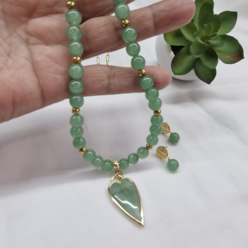 20260804_155551 Collar de Jade Verde